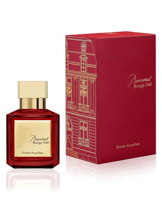 Baccarat 540 essence perfume is a rich and charming oriental flower fragrance. Amber, cedar, and musk are mellow and long-lasting, with a luxurious and atmospheric red toned bottle body, exuding a high-end and charming aura.