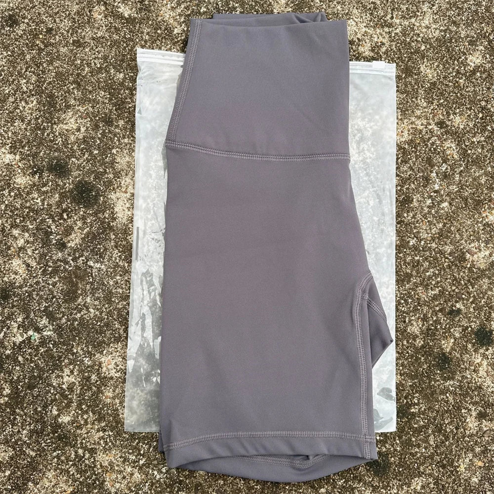 High Waist Seamless Yoga Shorts with Pocket