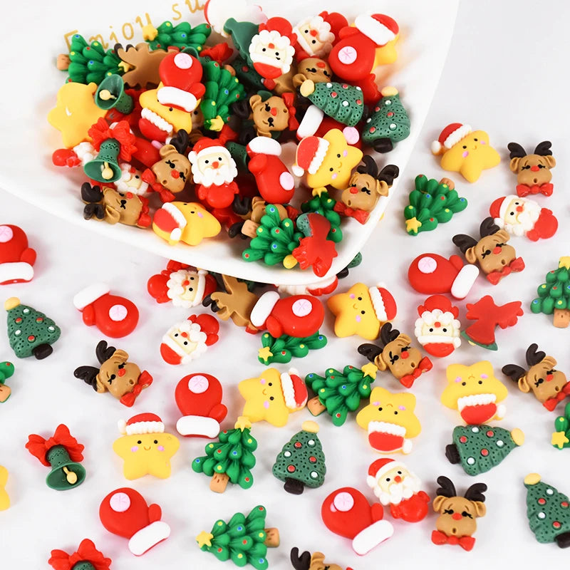 20pcs Mini Christmas Resin Figurine Crafts Cute Reindeer Xmas Tree Santa Claus Flatback Cabochon Ornaments DIY New Year Gifts