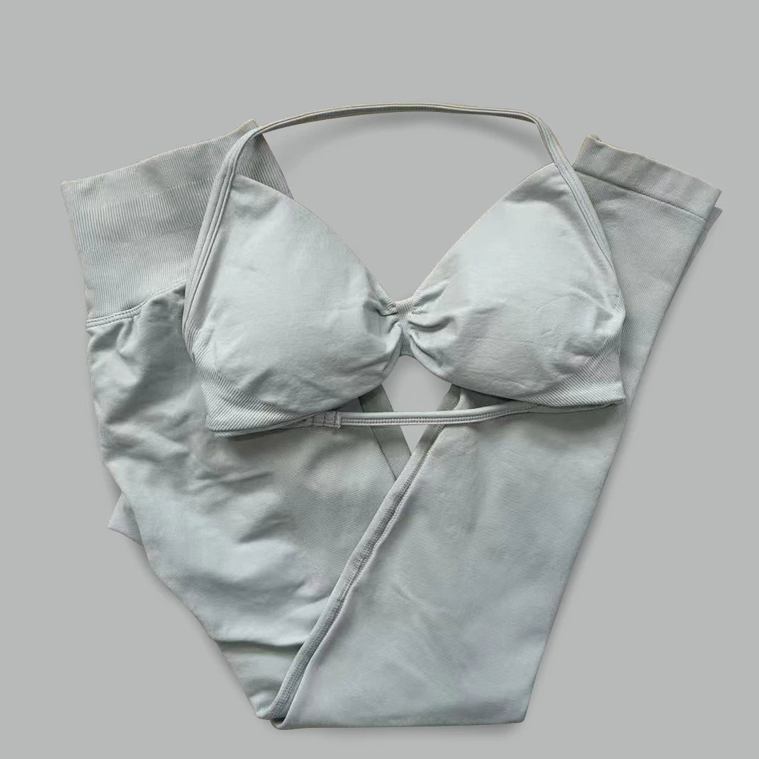 Seamless Halter Neck Yoga Set, 2 Piece