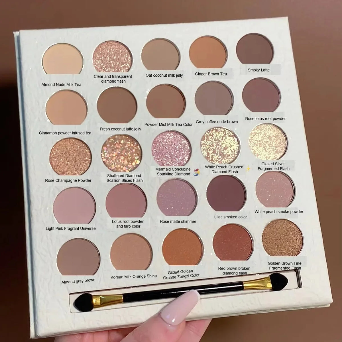 25 Colour Earth Tone Eyeshadow Palette with Brush