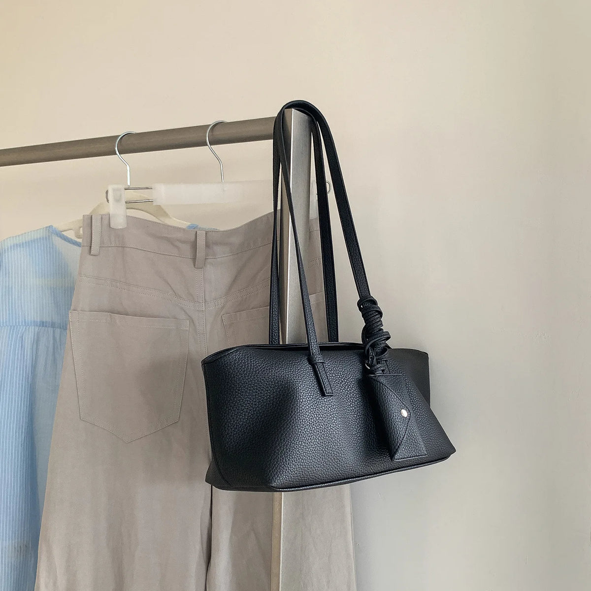 Fashion PU Leather Shoulder Bag For Women Handbags and Purses Luxury Ladies Underarm Bag Commute Female Totes Large Capacity