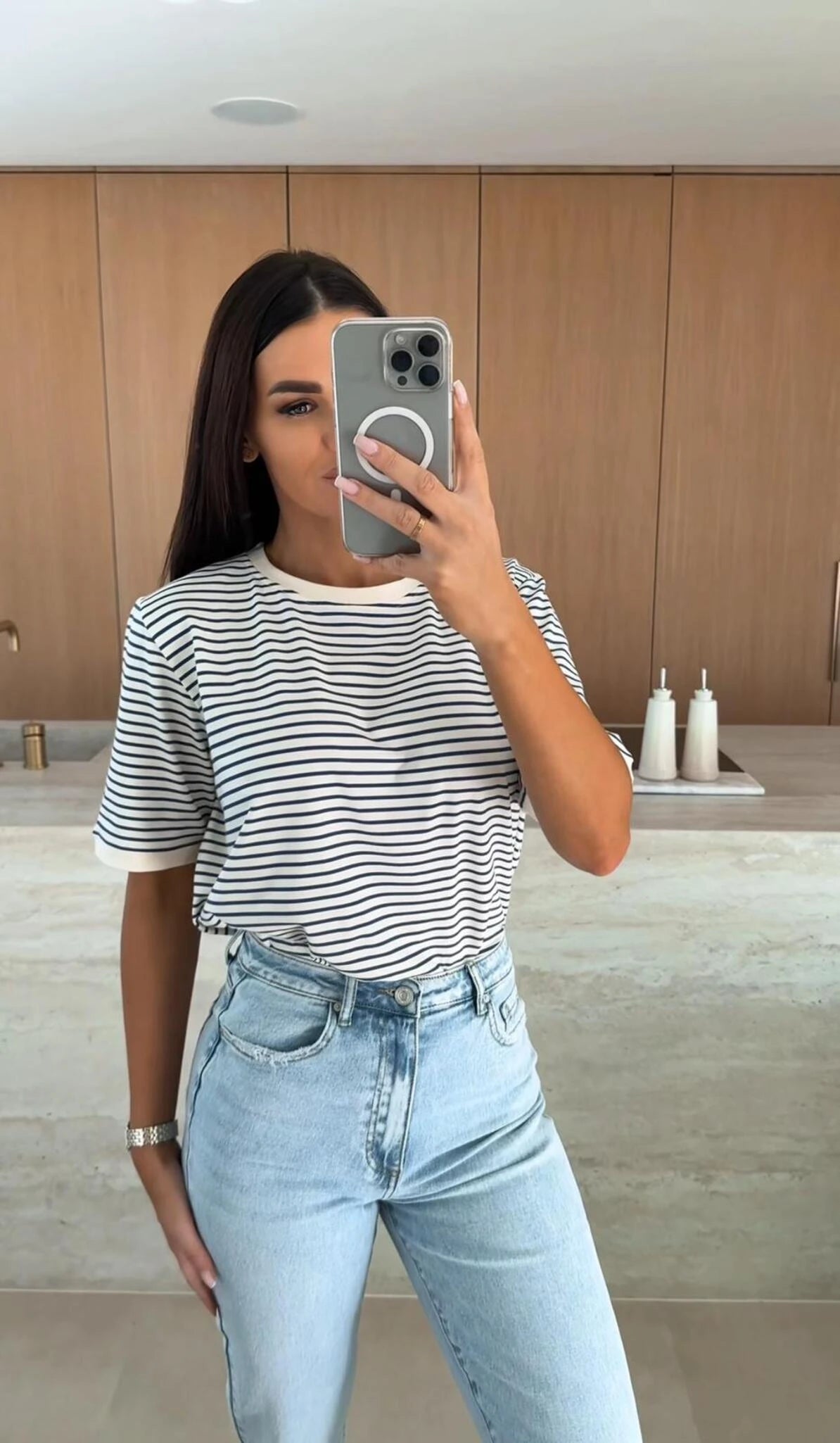 Women's Striped Short Sleeve T-Shirt Round Neck Casual Loose Fit Summer Top