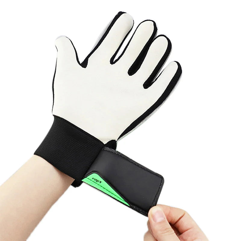 New-1Pair Soccer Goalkeeper Gloves Anti-Collision Latex PU Goalkeeper Hand Protection Gloves Football Accessories For Kids