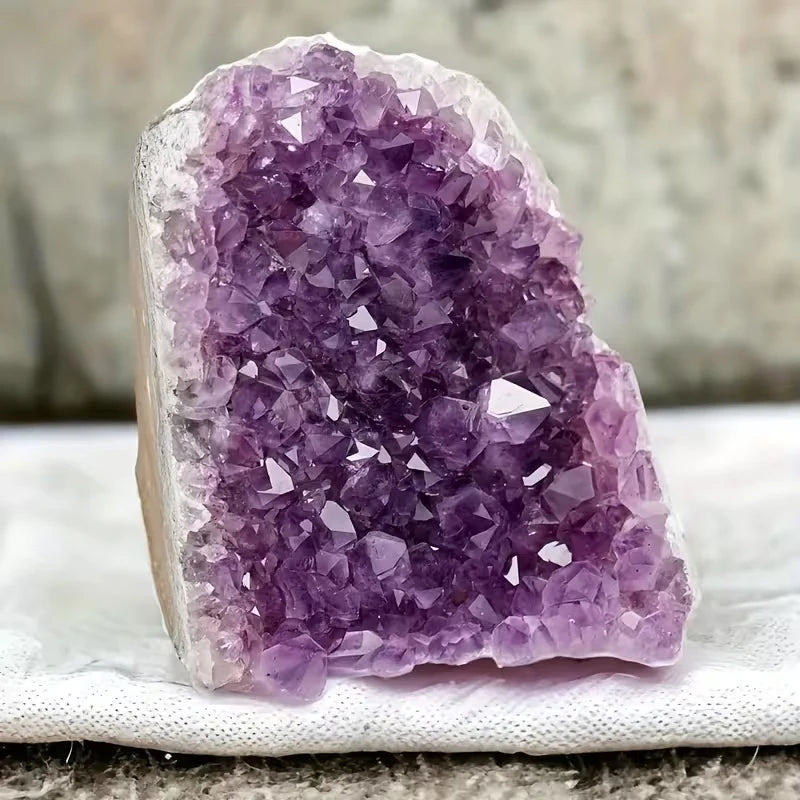 Natural Amethyst Crystal Cluster Healing Crystal Display Piece Purple Crystal Grid Therapeutic Crystal Decoration