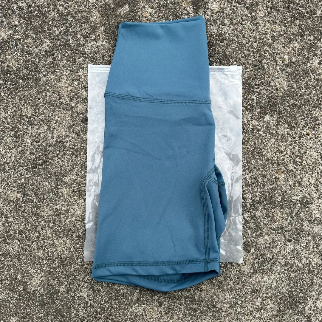 High Waist Seamless Yoga Shorts with Pocket