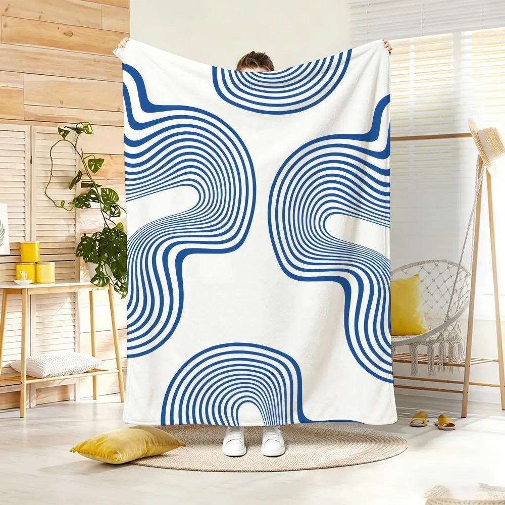 Marbled Blue and White Pattern Throw Lightweight 240g Flannel Blanket Soft Skin-friendly for Summer Cooling