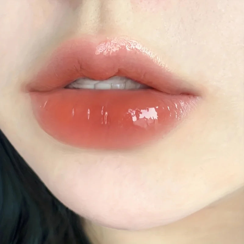6 color lip glaze, cute little bear, mirror gloss, jelly lips with sparkling light dew water, long-lasting stain resistant trans