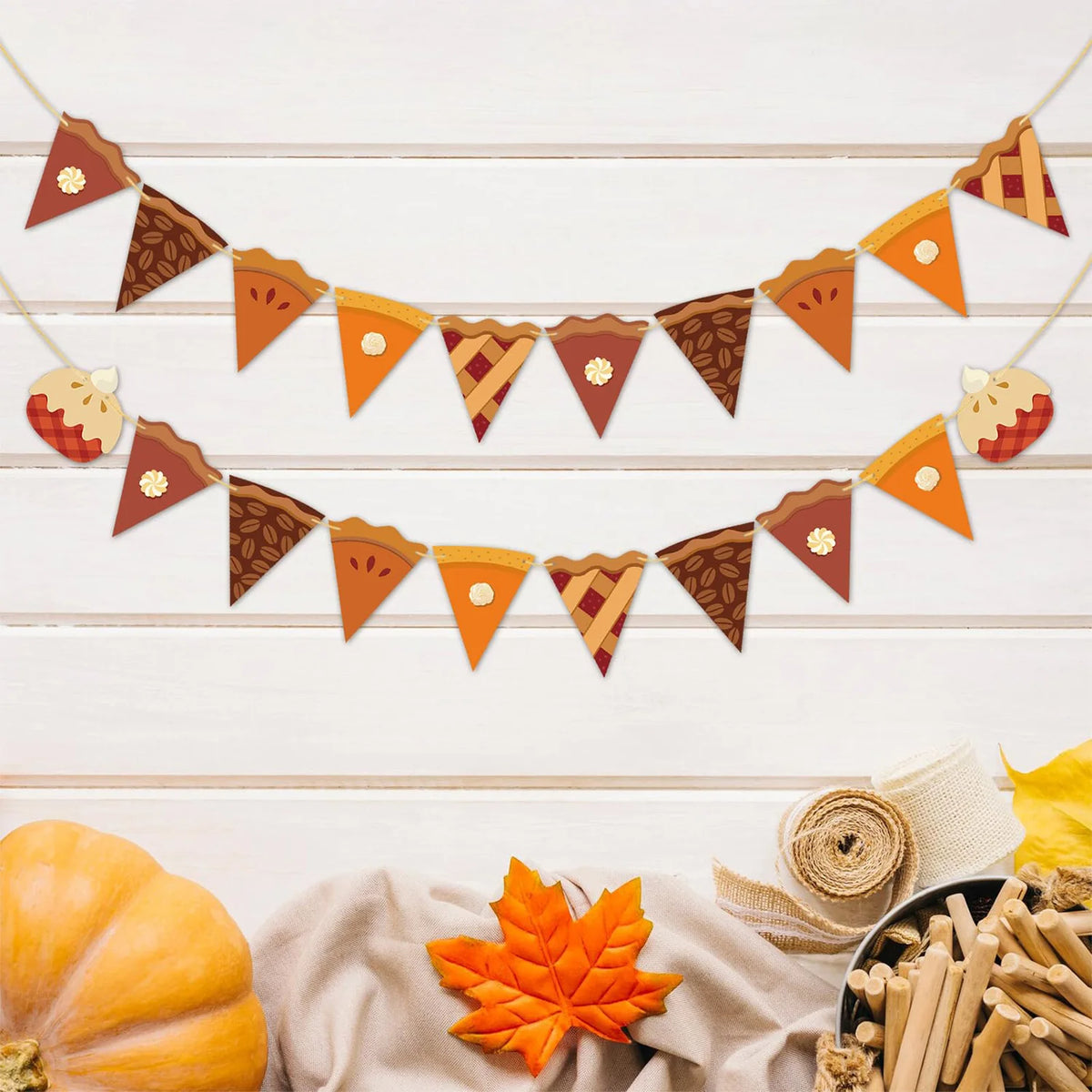 2026 Thanksgiving Fall Themed Pizz Pie Triangle Flag Decoration Autumn Harvest Halloween Pennant Party Fireplace Wall Home Decor