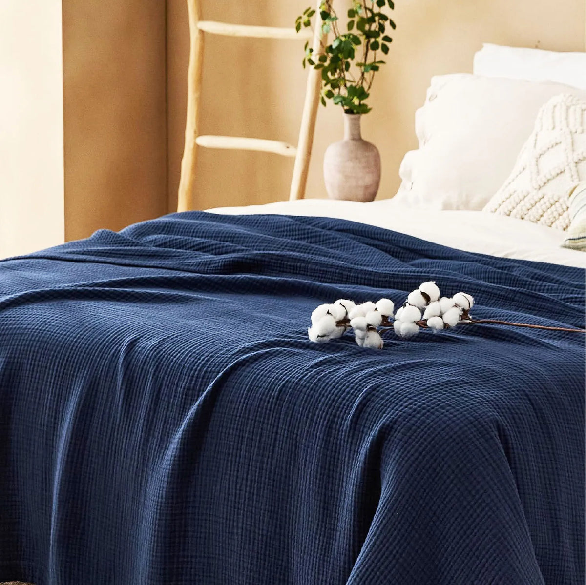 100% Cotton Muslin Blanket,6-Layer Lightweight Blanket for Bed,Pre-Washed Breathable Gauze for Bed Layering,All Season Comfort