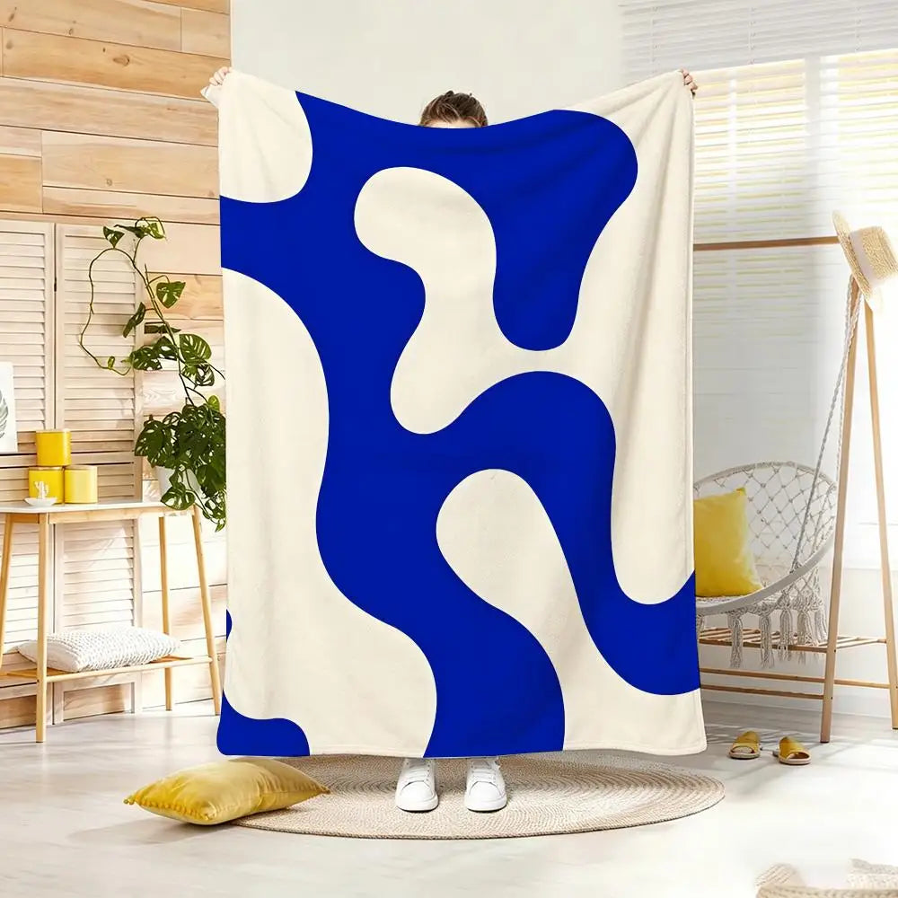 Marbled Blue and White Pattern Throw Lightweight 240g Flannel Blanket Soft Skin-friendly for Summer Cooling