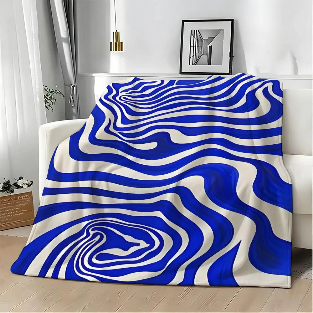 Marbled Blue and White Pattern Throw Lightweight 240g Flannel Blanket Soft Skin-friendly for Summer Cooling
