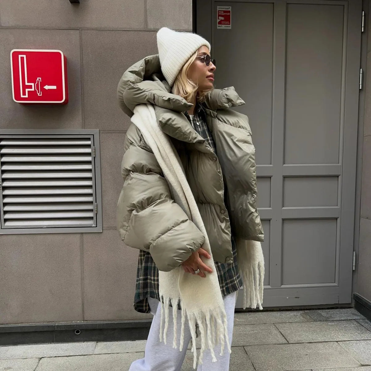 Autumn Winter Warm Coat Thick Parkas Long Sleeve Parkas Female Street Fashion Hoodies Woman's Cotton-padded Jacket