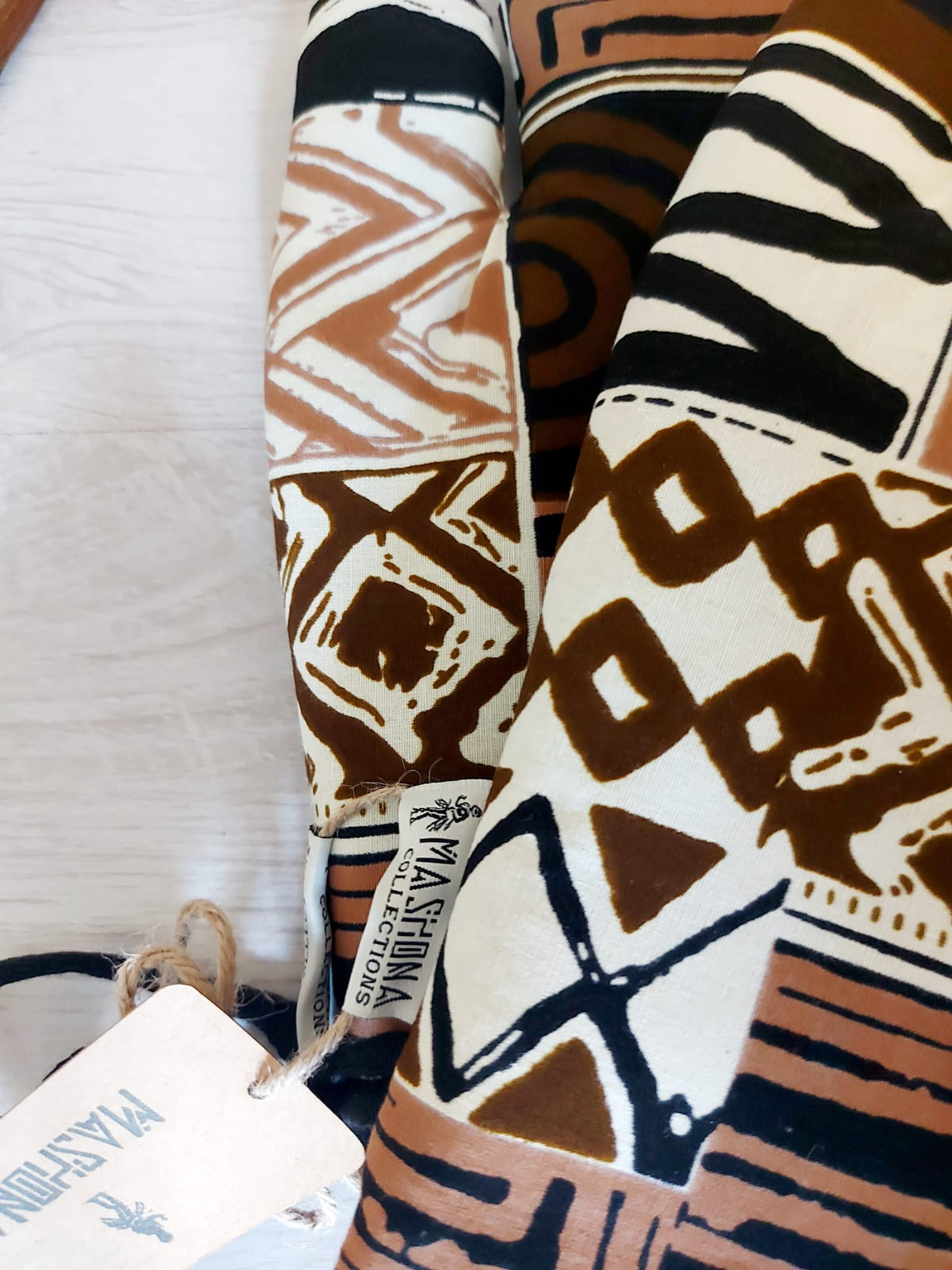 Set of 2 Oven Gloves | 100% African Print Fabric
